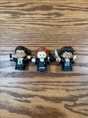 FISHER PRICE Little People Harry Potter Ginny Weasley Wizard Figures Chamber
